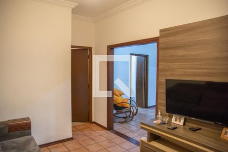 Sala de casa à venda com 3 quartos, 290m² em Vila Paraíso, Campinas