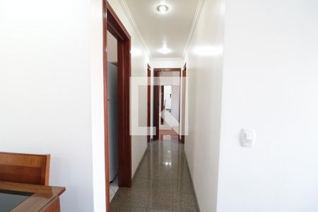 Corredor de apartamento à venda com 2 quartos, 56m² em Vila Regente Feijó, São Paulo