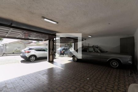 Casa à venda com 300m², 4 quartos e 2 vagas Casa à venda com 300m², 4 quartos e 2 vagasGaragem