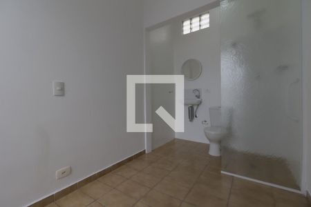 Casa à venda com 300m², 4 quartos e 2 vagas Casa à venda com 300m², 4 quartos e 2 vagasBanheiro de Serviço