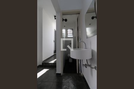 Casa à venda com 300m², 4 quartos e 2 vagas Casa à venda com 300m², 4 quartos e 2 vagasLavabo do Quarto 4