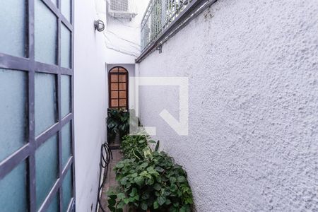 Casa à venda com 300m², 4 quartos e 2 vagas Casa à venda com 300m², 4 quartos e 2 vagasJardim de Inverno