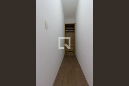 Casa à venda com 300m², 4 quartos e 2 vagas Casa à venda com 300m², 4 quartos e 2 vagasCloset da suíte 1