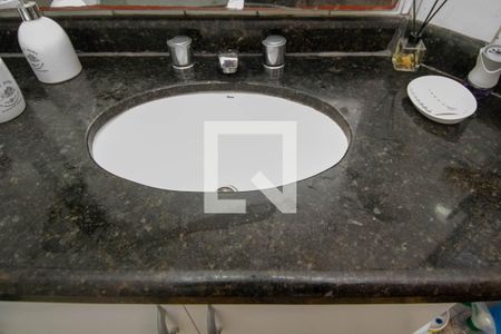 Apartamento para alugar com 76m², 2 quartos e 1 vaga Apartamento para alugar com 76m², 2 quartos e 1 vagaBanheiro