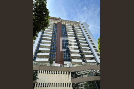 Apartamento para alugar com 76m², 2 quartos e 1 vaga Apartamento para alugar com 76m², 2 quartos e 1 vagaFachada