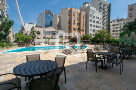 Apartamento para alugar com 76m², 2 quartos e 1 vaga Apartamento para alugar com 76m², 2 quartos e 1 vagaÁrea comum - Piscina