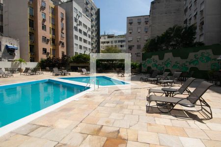 Apartamento para alugar com 76m², 2 quartos e 1 vaga Apartamento para alugar com 76m², 2 quartos e 1 vagaÁrea comum - Piscina