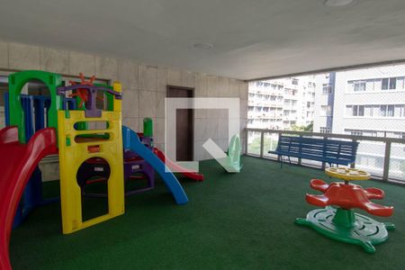 Apartamento para alugar com 76m², 2 quartos e 1 vaga Apartamento para alugar com 76m², 2 quartos e 1 vagaÁrea Comum - Playground
