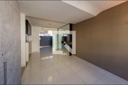 Sala de casa de condomínio para alugar com 3 quartos, 93m² em Buritis, Belo Horizonte