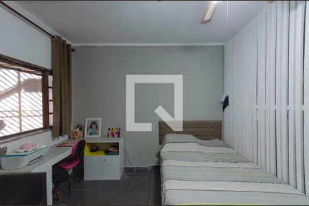 Quarto 1 de casa à venda com 2 quartos, m² em Vila Granada, São Paulo