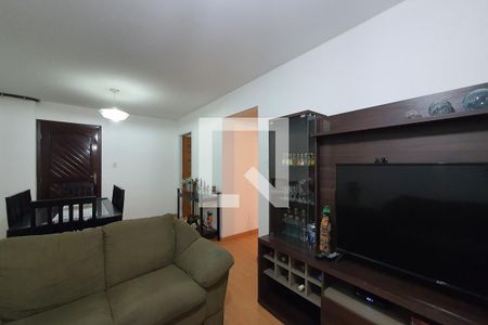 Apartamento à venda com 85m², 3 quartos e 1 vaga Apartamento à venda com 85m², 3 quartos e 1 vagaSala