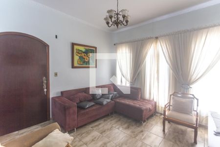 Sala de estar de casa à venda com 6 quartos, 330m² em Baeta Neves, São Bernardo do Campo