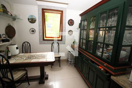Sala de Jantar de casa para alugar com 4 quartos, 1000m² em Pedra Redonda, Porto Alegre