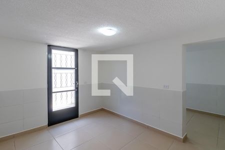 Sala  de casa de condomínio para alugar com 1 quarto, 35m² em Vila Nair, São Paulo