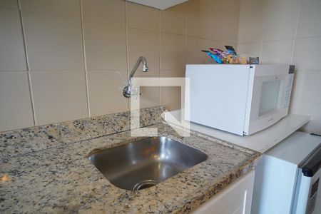 Cozinha de apartamento à venda com 1 quarto, 58m² em Independência, Porto Alegre