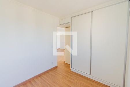 Quarto 1 de apartamento para alugar com 2 quartos, 50m² em Vila Satúrnia, Campinas