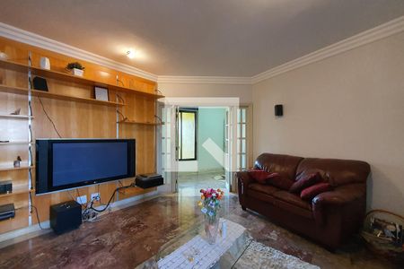 Sala de TV de apartamento à venda com 4 quartos, 560m² em Bosque da Saúde, São Paulo