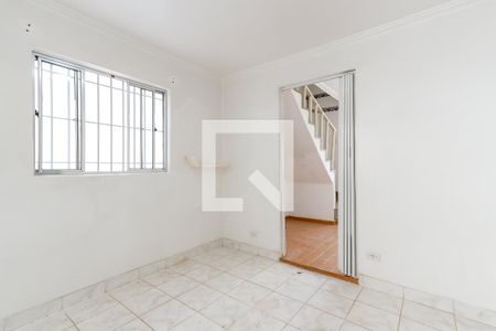 Sala 2 de casa para alugar com 2 quartos, 100m² em Vila Santa Terezinha (zona Norte), São Paulo