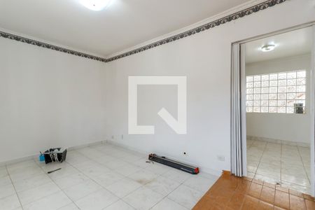 Sala 1 de casa para alugar com 2 quartos, 100m² em Vila Santa Terezinha (zona Norte), São Paulo