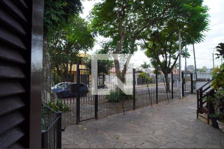 Sala - Vista de casa à venda com 5 quartos, 360m² em Jardim Itu, Porto Alegre