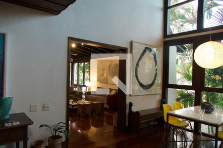 Sala entrada  de casa à venda com 5 quartos, 610m² em Jardim Botânico, Rio de Janeiro