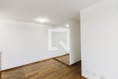 Sala de apartamento para alugar com 2 quartos, 51m² em Vila Anastácio, São Paulo