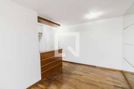 Sala de apartamento para alugar com 2 quartos, 51m² em Vila Anastácio, São Paulo