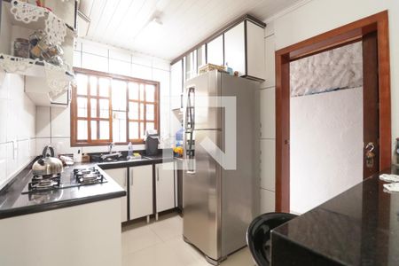 Cozinha de casa à venda com 2 quartos, 140m² em Campo Novo, Porto Alegre