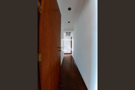 Corredor de apartamento à venda com 3 quartos, 264m² em Jardim Avelino, São Paulo