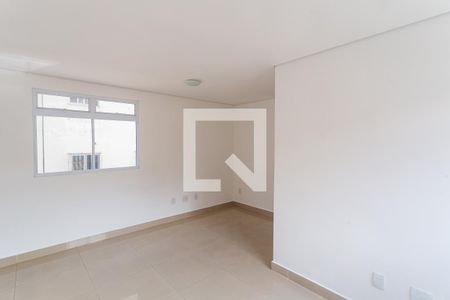 Sala de apartamento para alugar com 3 quartos, 88m² em Paraíso, Belo Horizonte