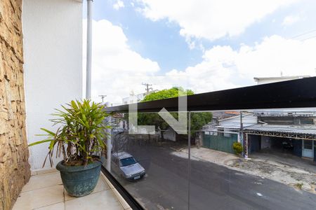 Casa à venda com 90m², 2 quartos e 1 vaga Casa à venda com 90m², 2 quartos e 1 vagaSacada do quarto 2