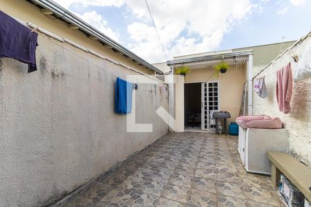 Casa à venda com 90m², 2 quartos e 1 vaga Casa à venda com 90m², 2 quartos e 1 vagaQuintal
