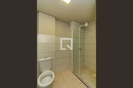 Banheiro de apartamento à venda com 2 quartos, 55m² em Olaria, Canoas