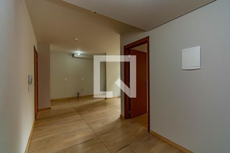 Sala de apartamento à venda com 2 quartos, 55m² em Olaria, Canoas