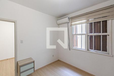 Quarto de apartamento à venda com 1 quarto, 50m² em Praia de Belas, Porto Alegre