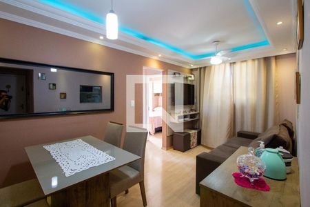 Sala de apartamento à venda com 2 quartos, 48m² em Santa Maria, Osasco