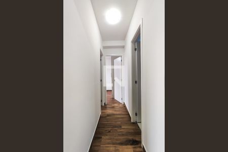 Corredor de apartamento para alugar com 2 quartos, 51m² em Vila Andrade, São Paulo