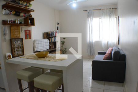 Sala  de apartamento para alugar com 1 quarto, 36m² em Armação, Salvador