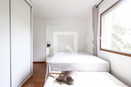 Apartamento à venda com 120m², 3 quartos e 1 vaga Apartamento à venda com 120m², 3 quartos e 1 vagaSuíte