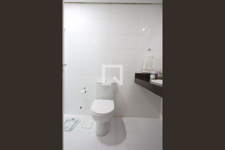 Apartamento à venda com 120m², 3 quartos e 1 vaga Apartamento à venda com 120m², 3 quartos e 1 vagaBanheiro Social