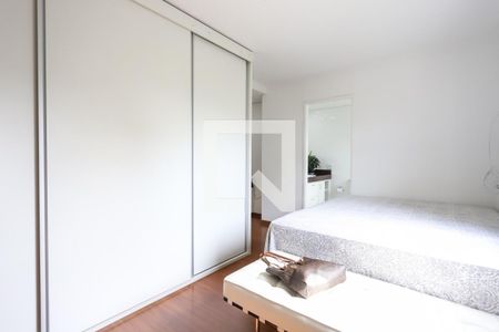 Apartamento à venda com 120m², 3 quartos e 1 vaga Apartamento à venda com 120m², 3 quartos e 1 vagaSuíte