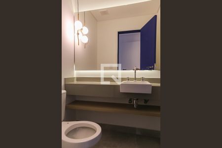 Lavabo de apartamento para alugar com 3 quartos, 127m² em Gonzaga, Santos