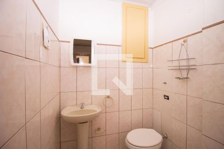 Banheiro de kitnet/studio à venda com 1 quarto, 18m² em Centro Histórico, Porto Alegre