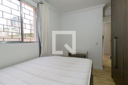 Quarto 1 de apartamento para alugar com 2 quartos, 42m² em Campo Comprido, Curitiba