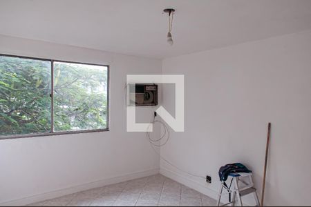 Sala de apartamento para alugar com 3 quartos, 50m² em Taquara, Rio de Janeiro