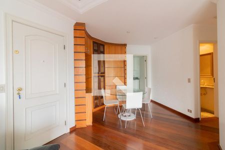 Sala de apartamento para alugar com 3 quartos, 100m² em Itaim Bibi, São Paulo