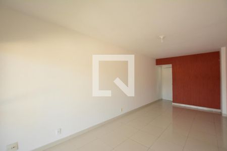 Sala de apartamento para alugar com 2 quartos, 78m² em Vila Valqueire, Rio de Janeiro