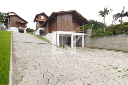 Fachada da casa de casa de condomínio para alugar com 2 quartos, 40m² em Centro, São José