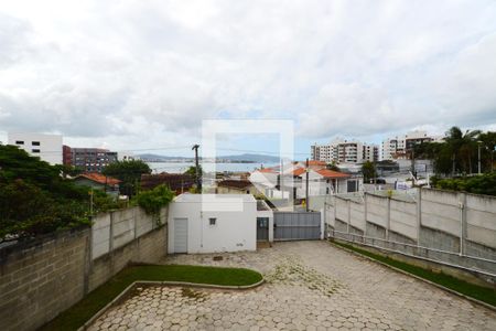 Vista da varanda de casa de condomínio para alugar com 2 quartos, 40m² em Centro, São José