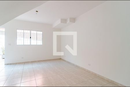 Casa de condomínio à venda com 75m², 2 quartos e 2 vagasSala